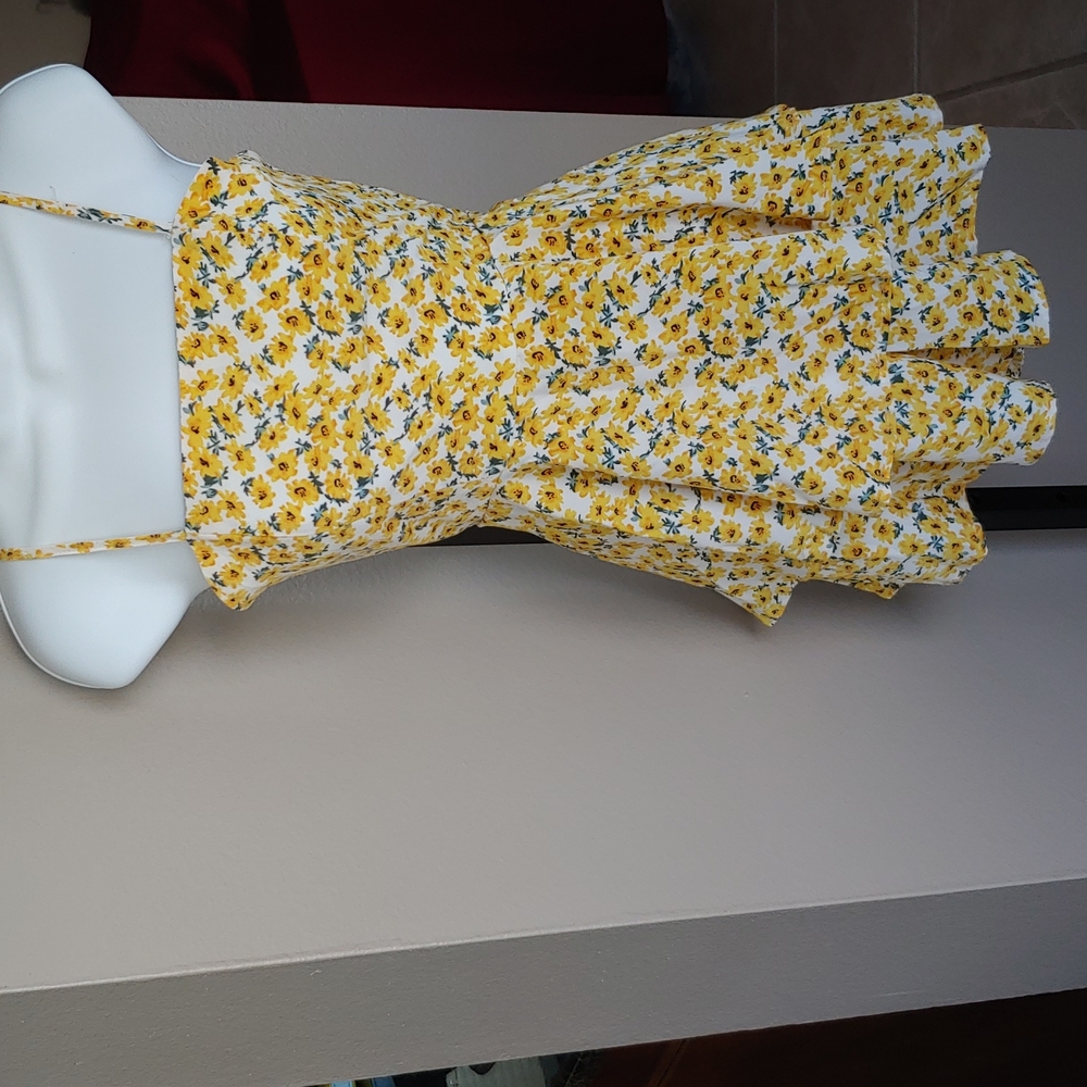 🌞 SALE 4 for $20            Cute SUNNY 🌞 Sundress